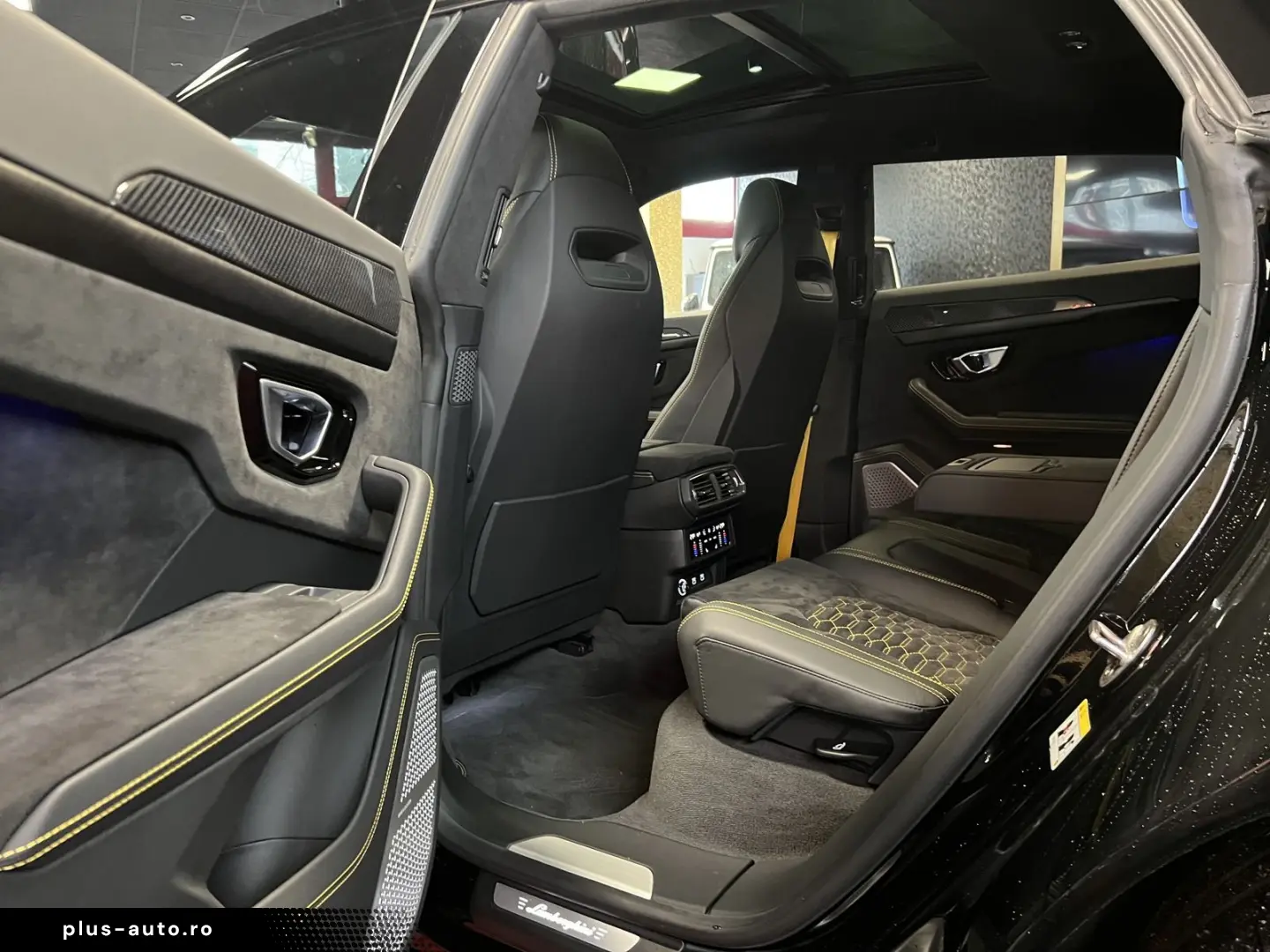 LAMBORGHINI Urus S B&O PANO SOFT HUD