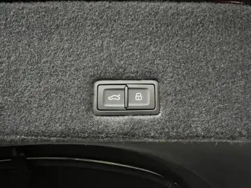 LAMBORGHINI Urus S B&O PANO SOFT HUD