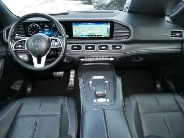 MERCEDES-BENZ GLS 350 d 4M