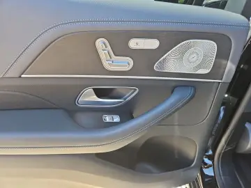 MERCEDES-BENZ GLS 400d 4Matic