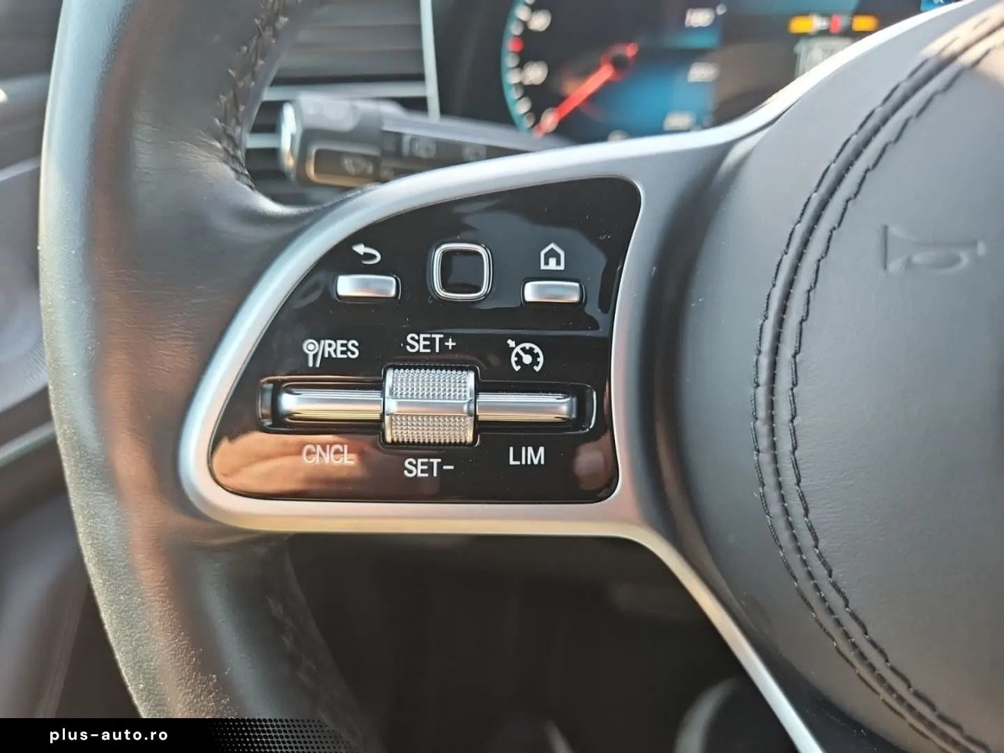 MERCEDES-BENZ GLS 400d 4Matic