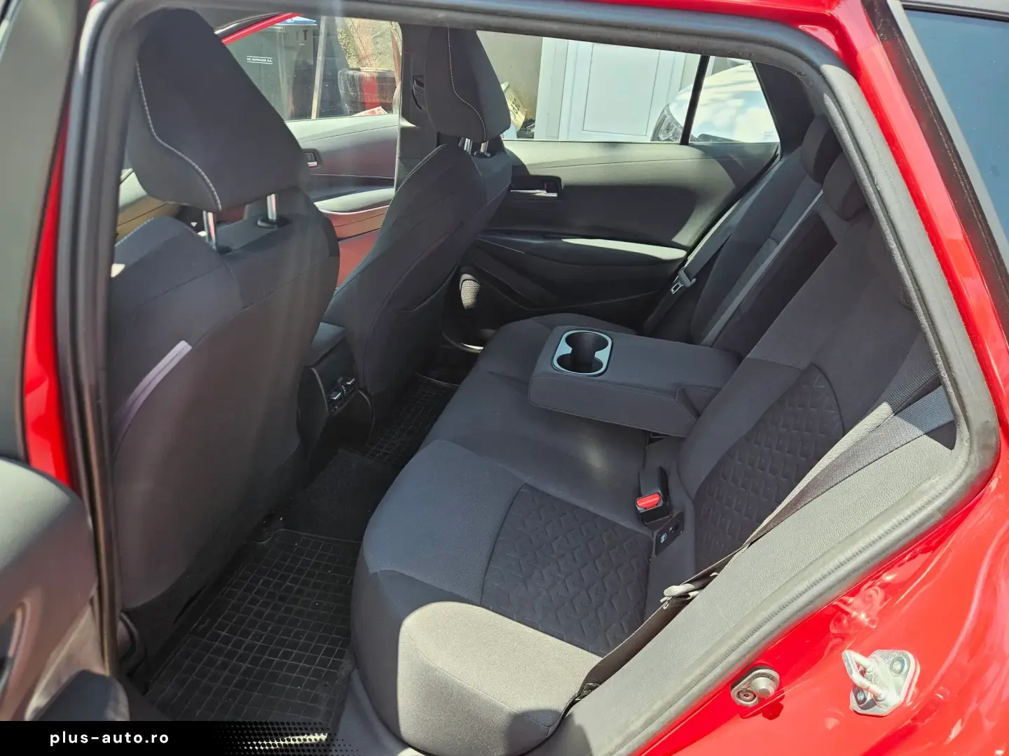 2020 benz 49000 kmDynamic CumpRoNouLeasing GarfabrTVA