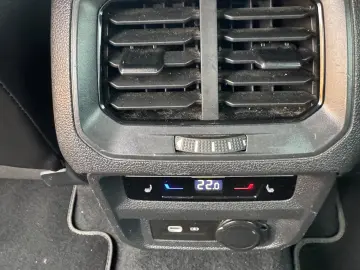 CumpRoNouLeas2022 automat 64000 km 1.5TSI 150cp Tva