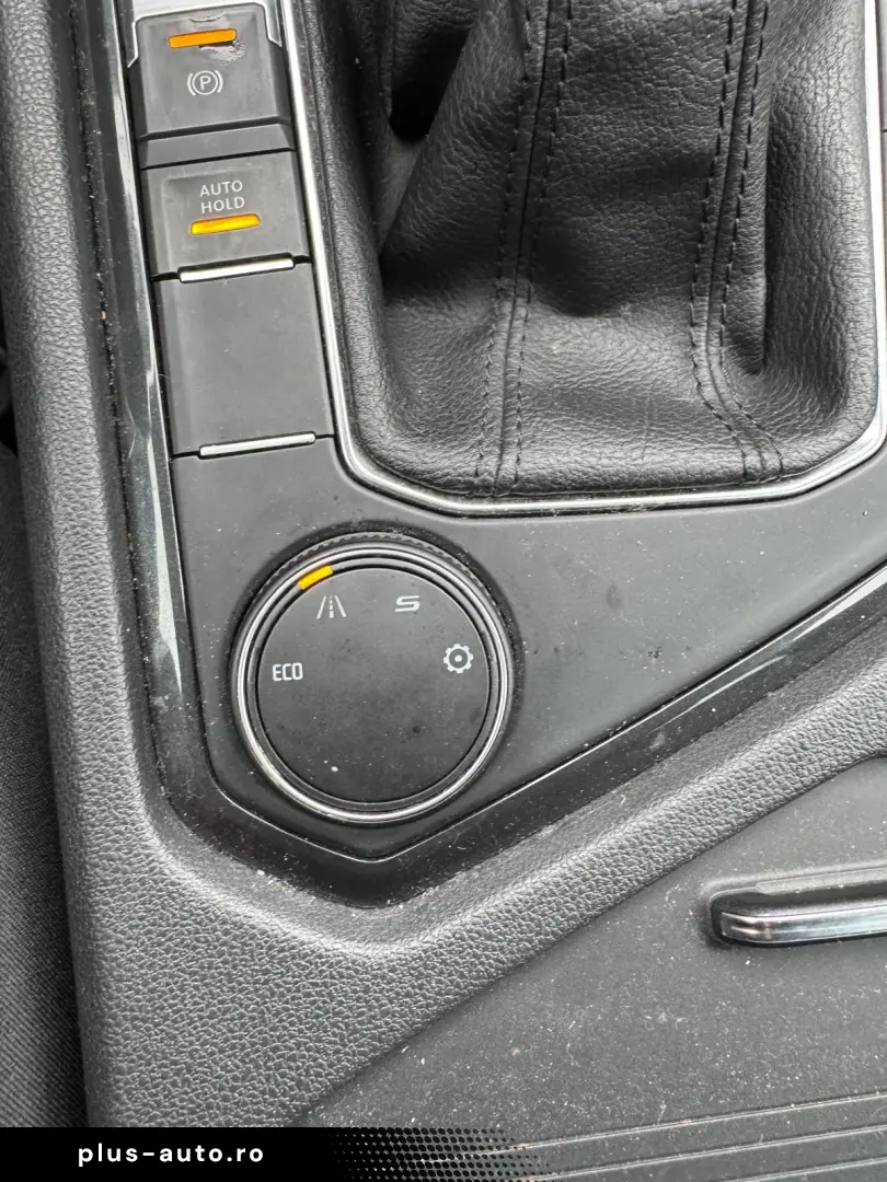 CumpRoNouLeas2022 automat 64000 km 1.5TSI 150cp Tva