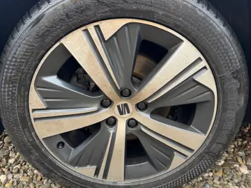 CumpRoNouLeas2022 automat 64000 km 1.5TSI 150cp Tva