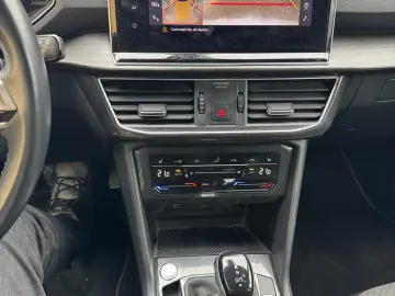 CumpRoNouLeas2022 automat 64000 km 1.5TSI 150cp Tva