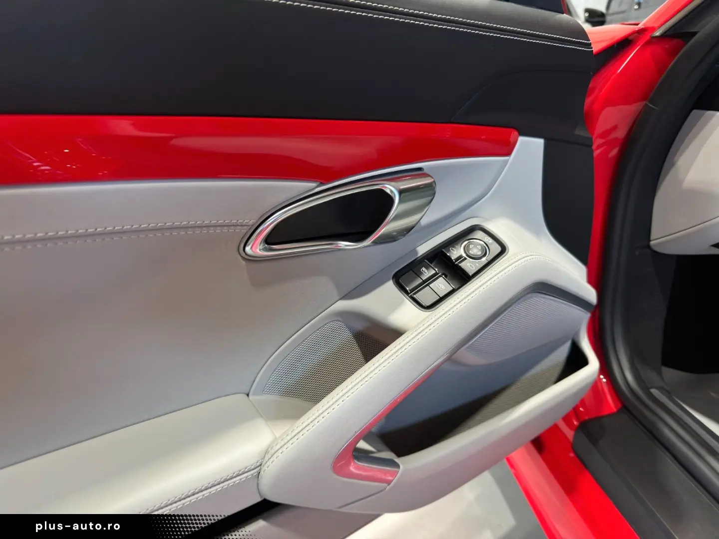 PORSCHE Cayman 718 NAVI BI-XENON LED LEDER RÜCKFAHRKAM