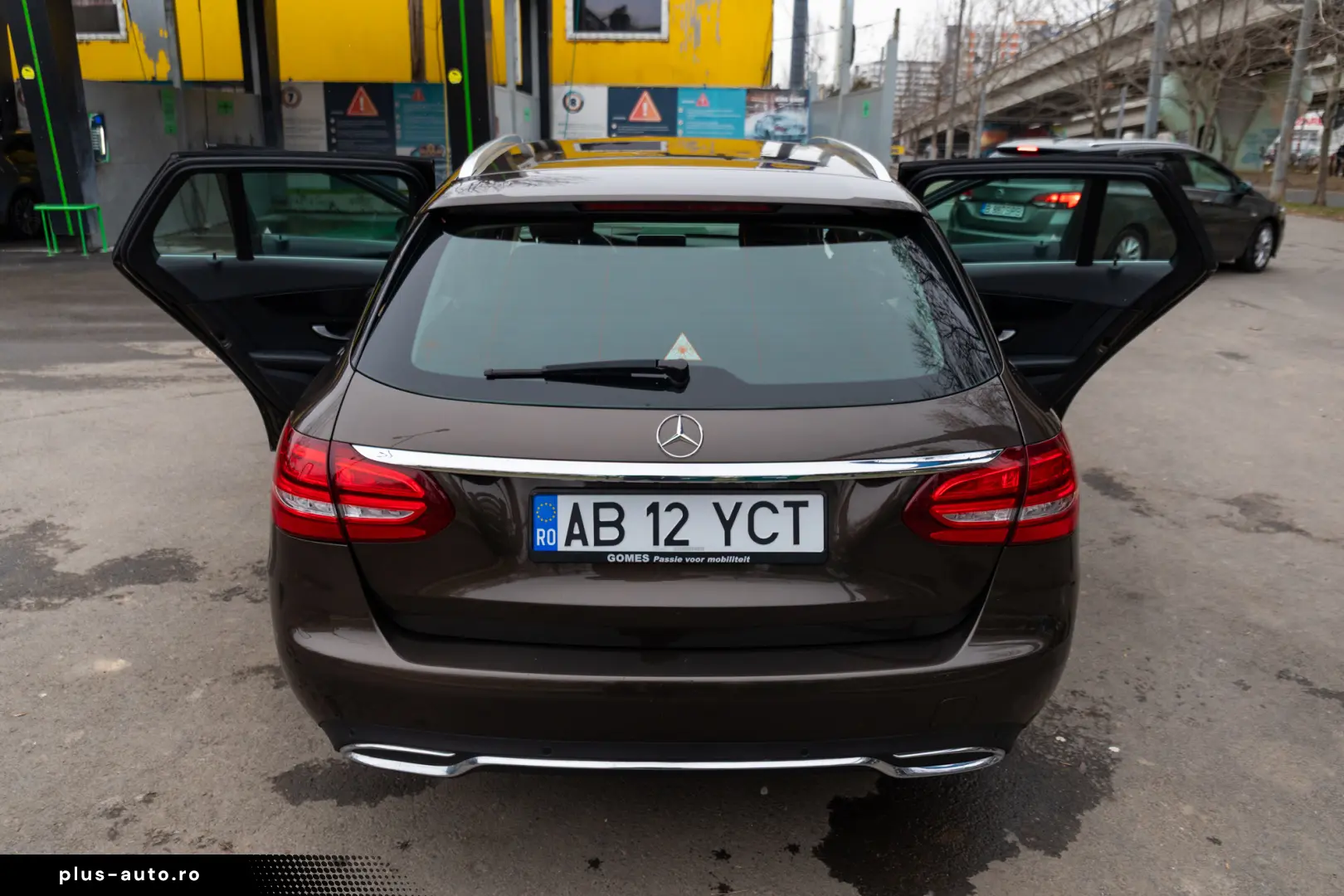Mercedes-Benz C 220