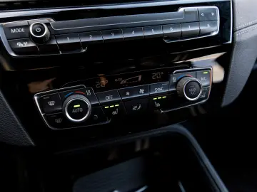 BMW X2 25e xDrive Pachet M - PRELUARE LEASING