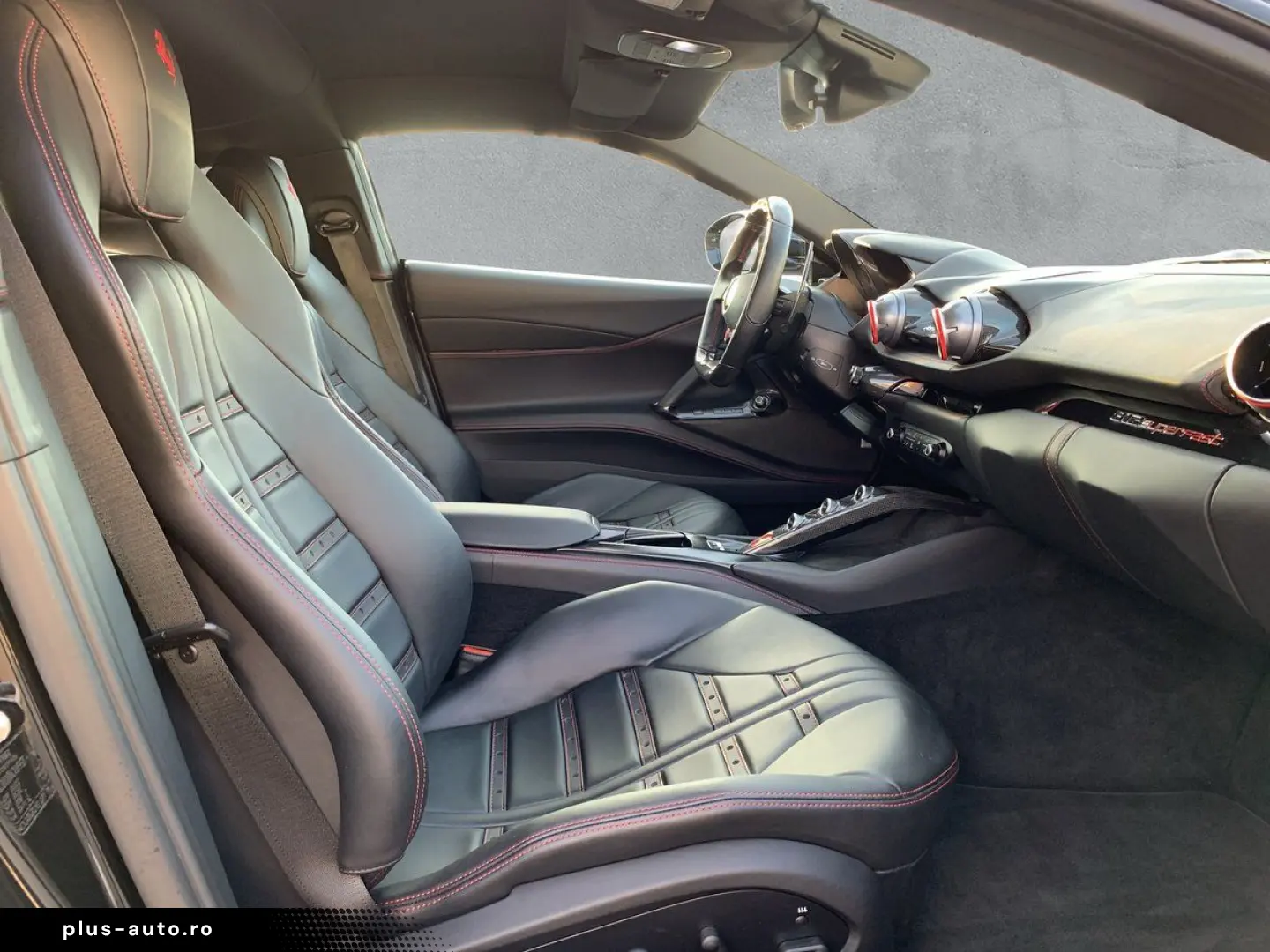 FERRARI 812 Superfast FULL CARBON FULL XPEL RFK NERO DS