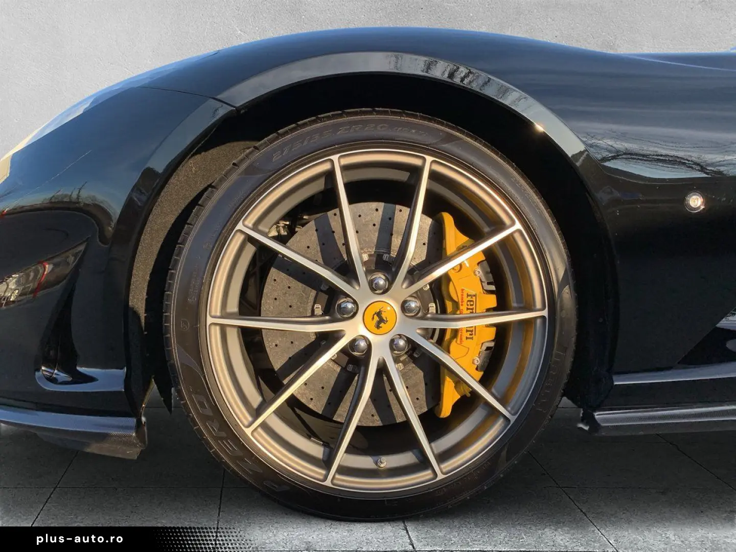 FERRARI 812 Superfast FULL CARBON FULL XPEL RFK NERO DS