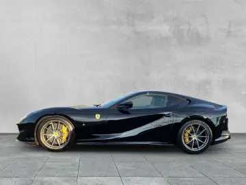 FERRARI 812 Superfast FULL CARBON FULL XPEL RFK NERO DS