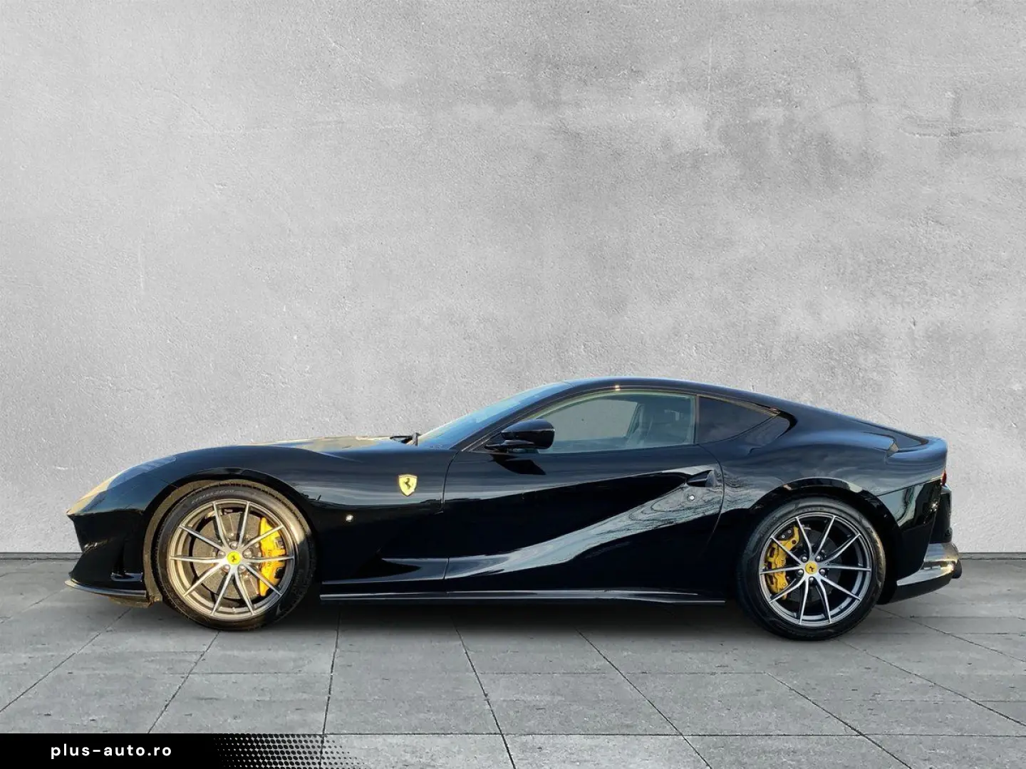 FERRARI 812 Superfast FULL CARBON FULL XPEL RFK NERO DS