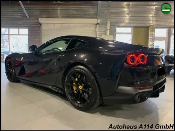 FERRARI 812 Superfast 6.5l V12   LIFT   KAMERA   JBL