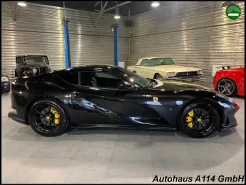 FERRARI 812 Superfast 6.5l V12   LIFT   KAMERA   JBL