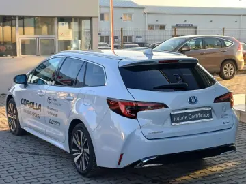 TOYOTA Corolla TS 1.8 Hybrid Dynamic 140 CP