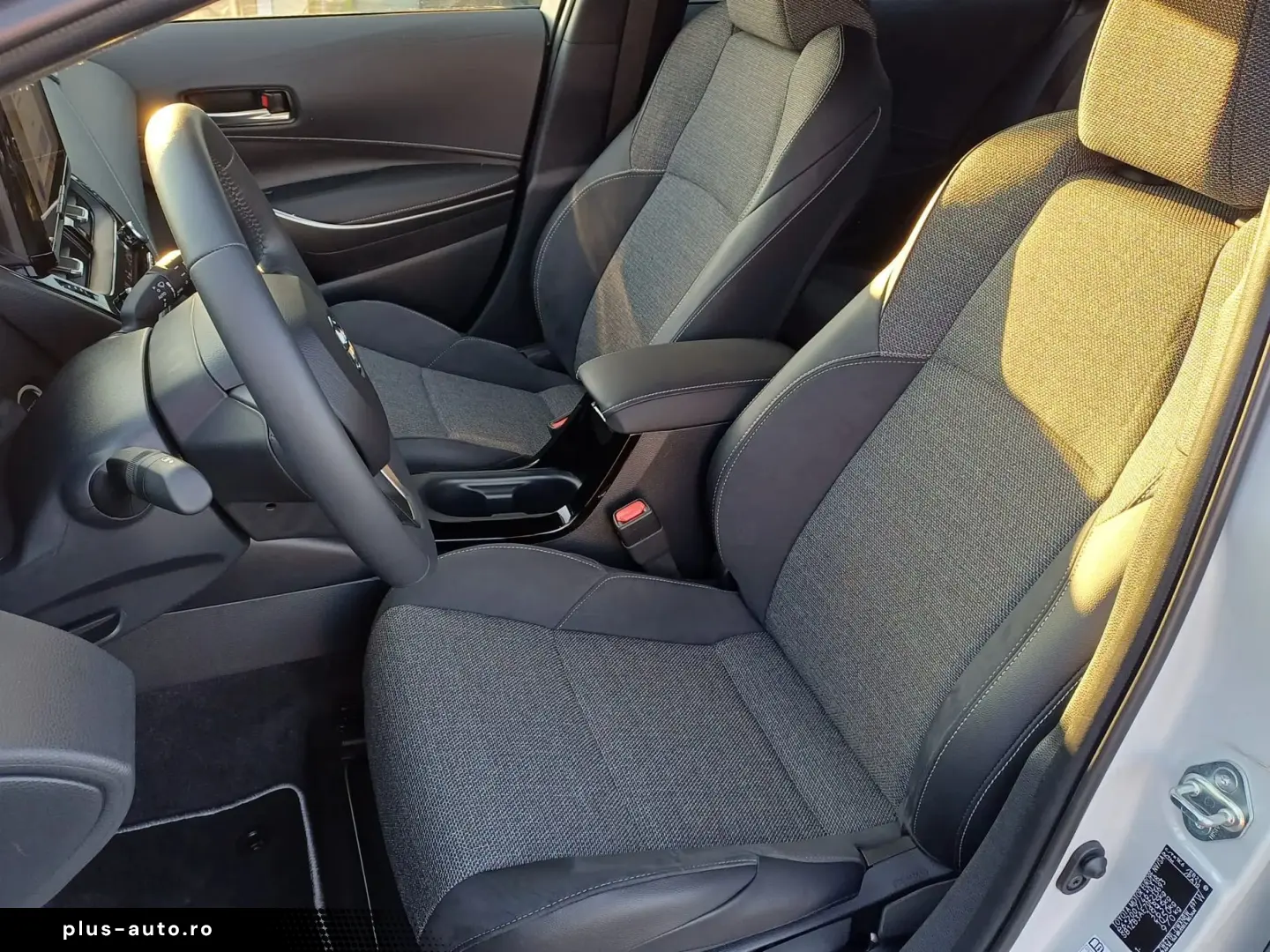 TOYOTA Corolla TS 1.8 Hybrid Dynamic 140 CP