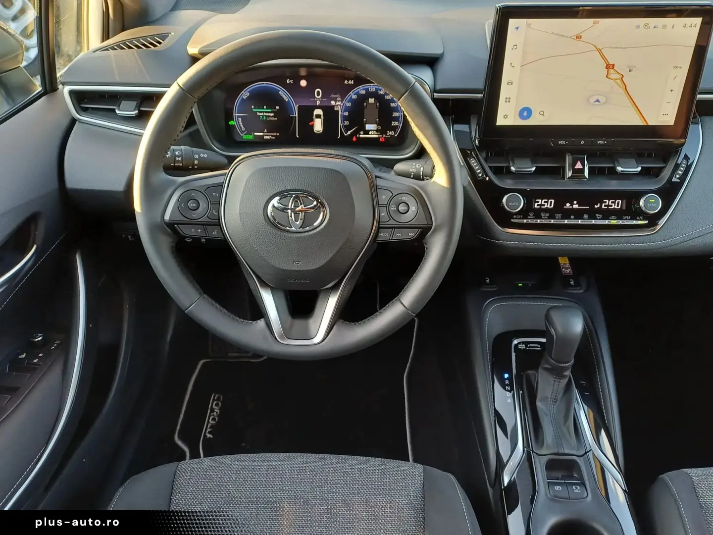 TOYOTA Corolla TS 1.8 Hybrid Dynamic 140 CP