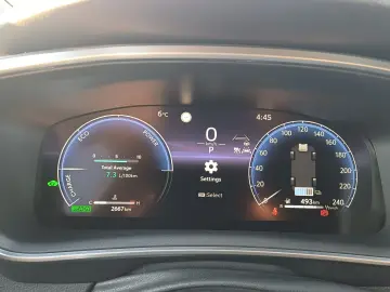 TOYOTA Corolla TS 1.8 Hybrid Dynamic 140 CP