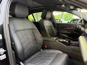 BMW 550 e xDrive Pano H&K