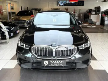 BMW 550 e xDrive Pano H&K