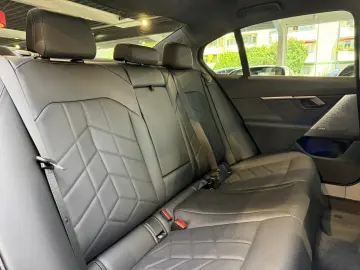 BMW 550 e xDrive Pano H&K