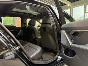 BMW 550 e xDrive Pano H&K