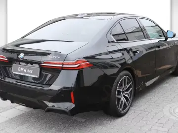 BMW 520 d M Sportpaket AHK Pano STHZ