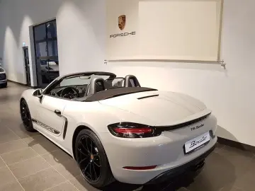 Porsche 718 Boxster Style Edition