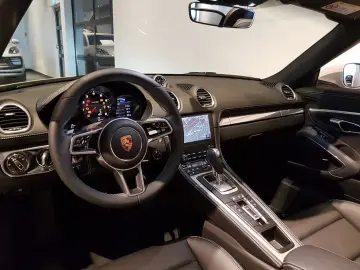 Porsche 718 Boxster Style Edition