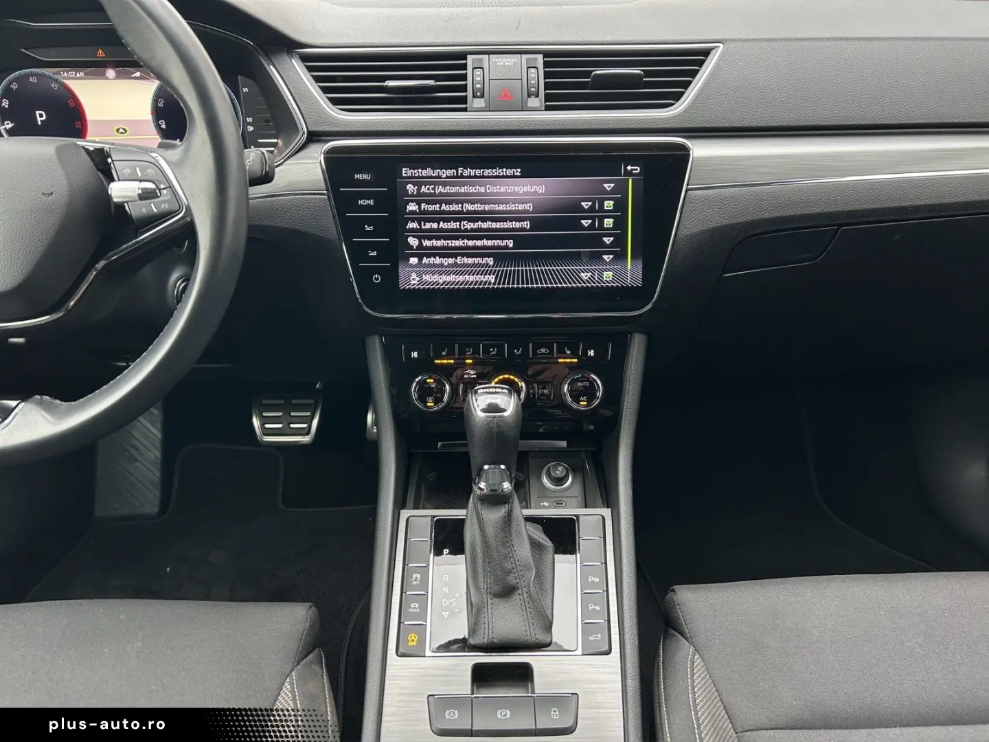 SKODA Superb Combi 2.0 TDI Scout 4x4 AHK KAMERA ACC