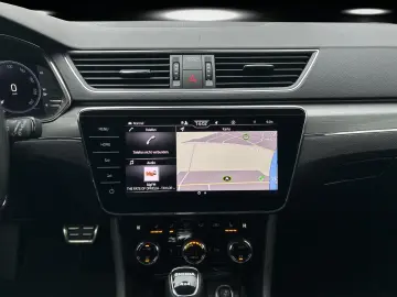 SKODA Superb Combi 2.0 TDI Scout 4x4 AHK KAMERA ACC