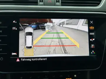 SKODA Superb Combi 2.0 TDI Scout 4x4 AHK KAMERA ACC