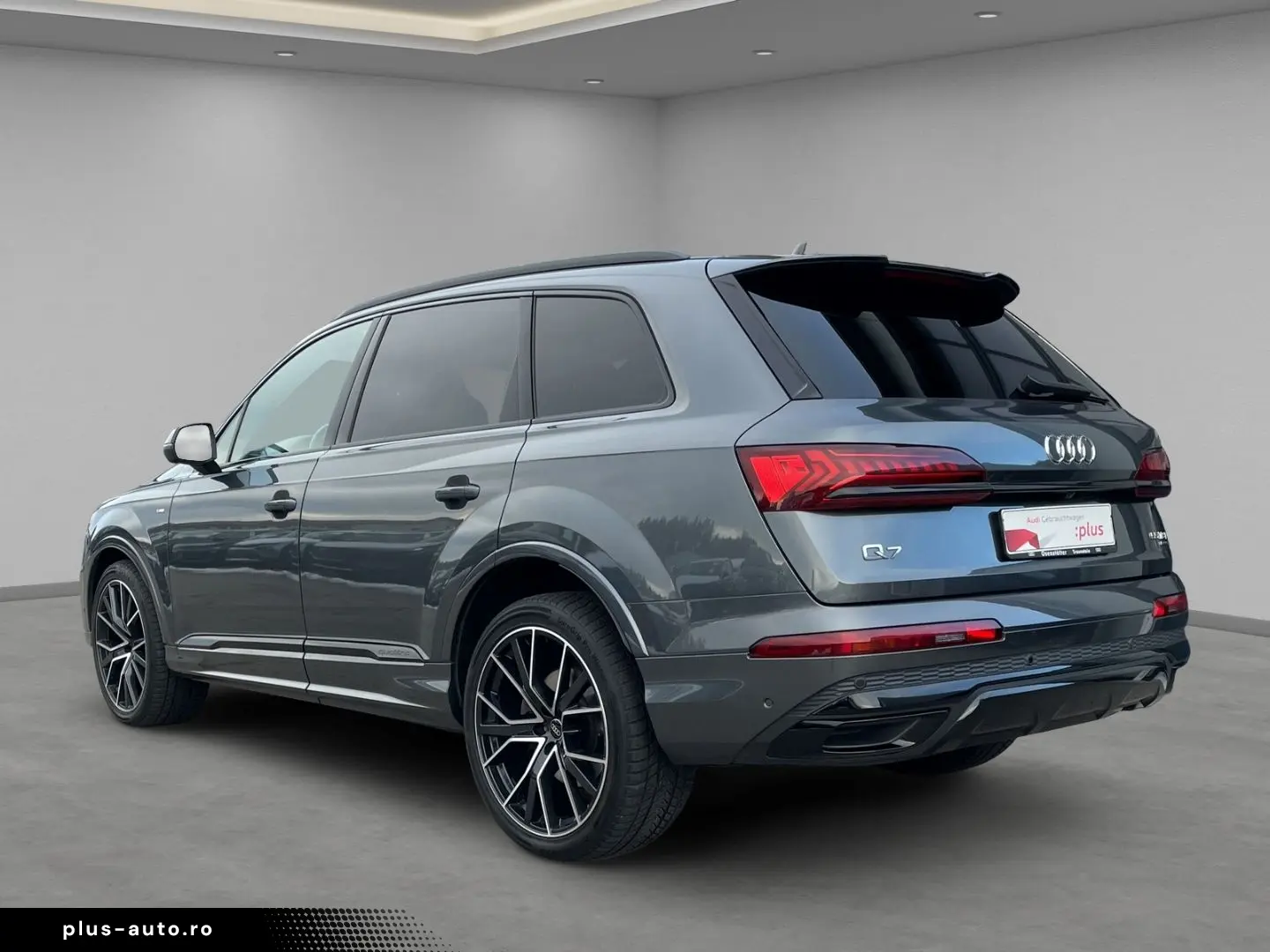 AUDI Q7 55 TFSI S-Line qu Matrix AHK Standhzg HuD