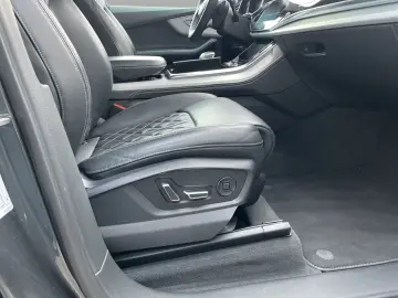 AUDI Q7 55 TFSI S-Line qu Matrix AHK Standhzg HuD