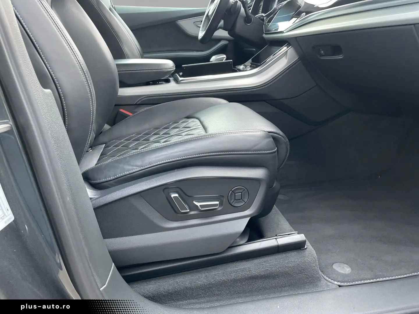 AUDI Q7 55 TFSI S-Line qu Matrix AHK Standhzg HuD