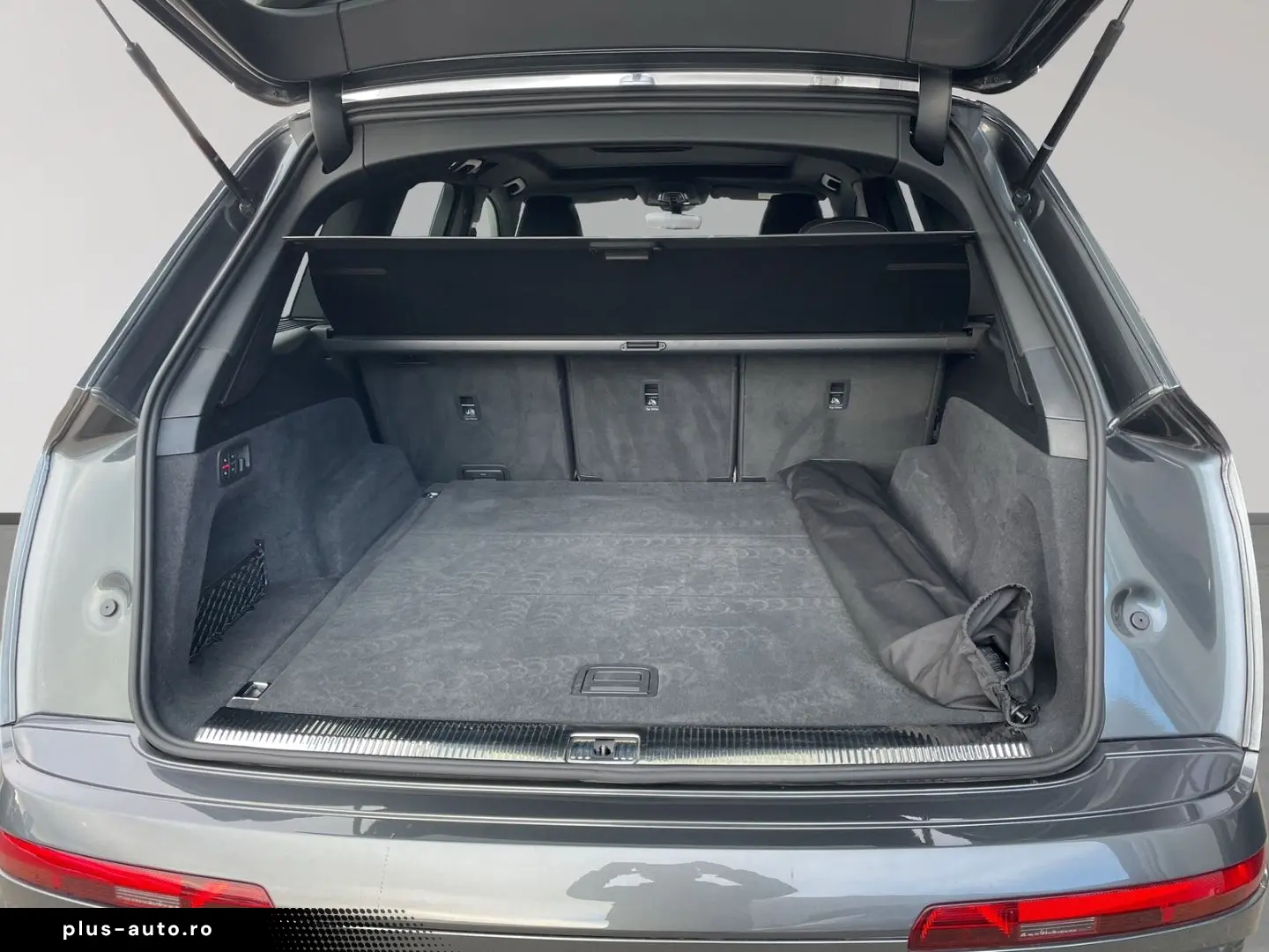 AUDI Q7 55 TFSI S-Line qu Matrix AHK Standhzg HuD