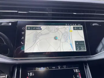 AUDI Q7 55 TFSI S-Line qu Matrix AHK Standhzg HuD