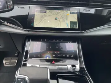AUDI Q7 55 TFSI S-Line qu Matrix AHK Standhzg HuD
