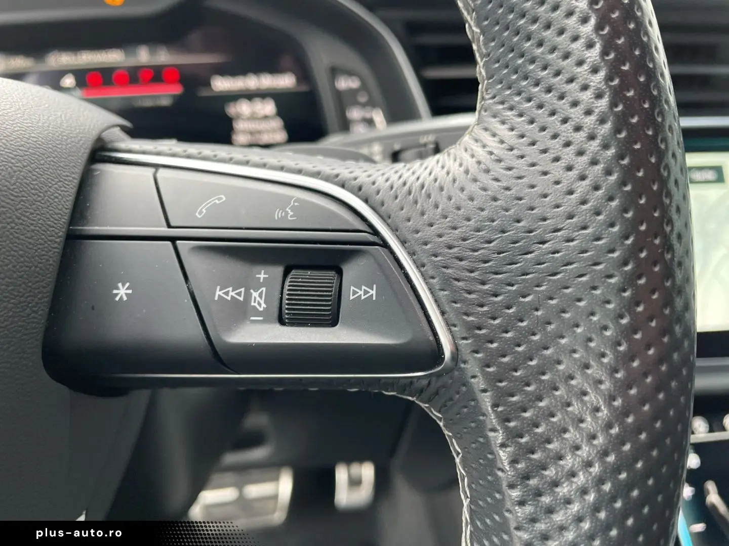 AUDI Q7 55 TFSI S-Line qu Matrix AHK Standhzg HuD