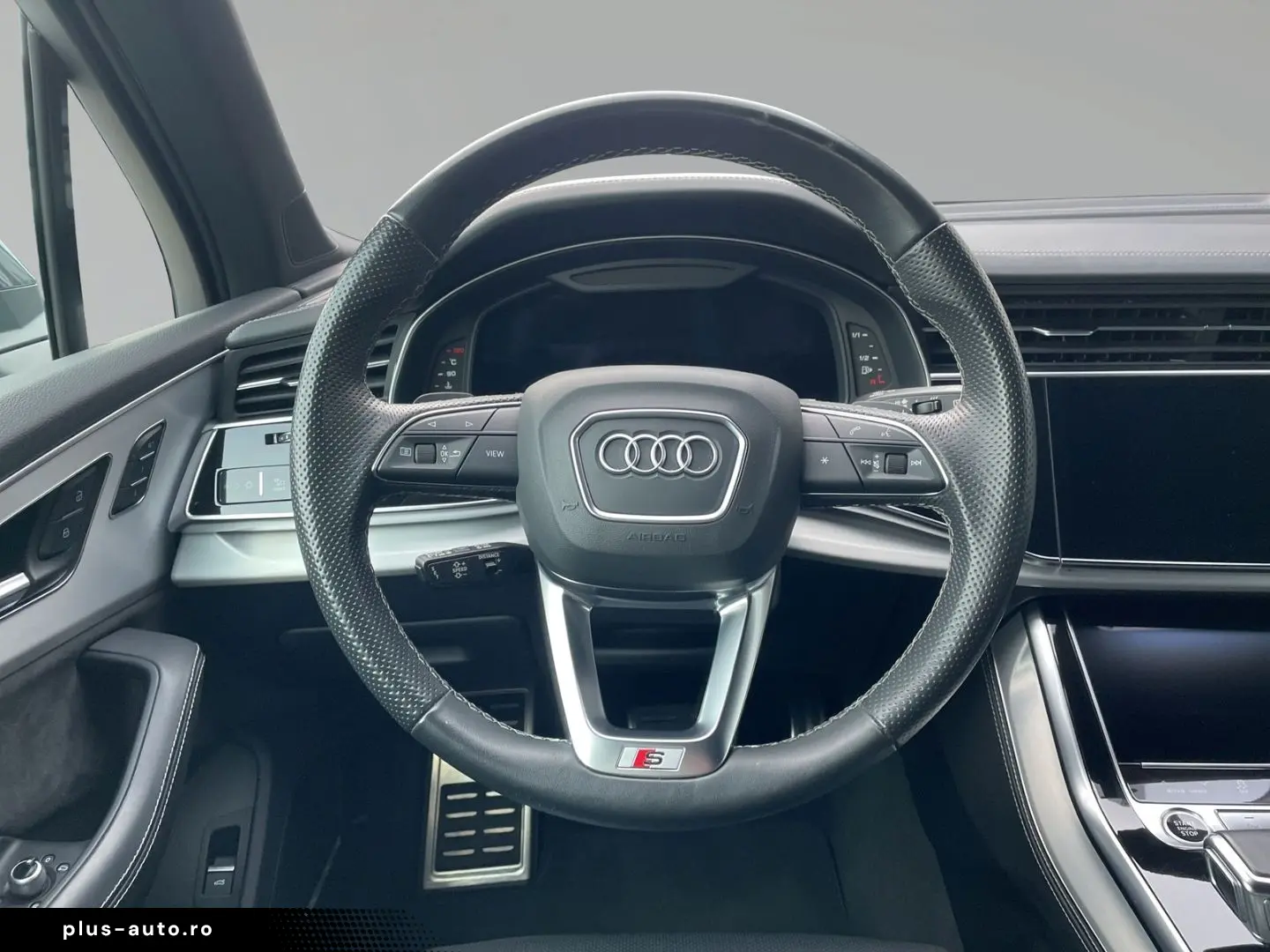 AUDI Q7 55 TFSI S-Line qu Matrix AHK Standhzg HuD