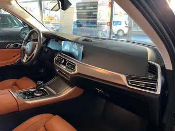 BMW X5 xD 45 e Innovation Sky Lounge TV Winter AHK