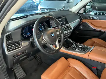 BMW X5 xD 45 e Innovation Sky Lounge TV Winter AHK