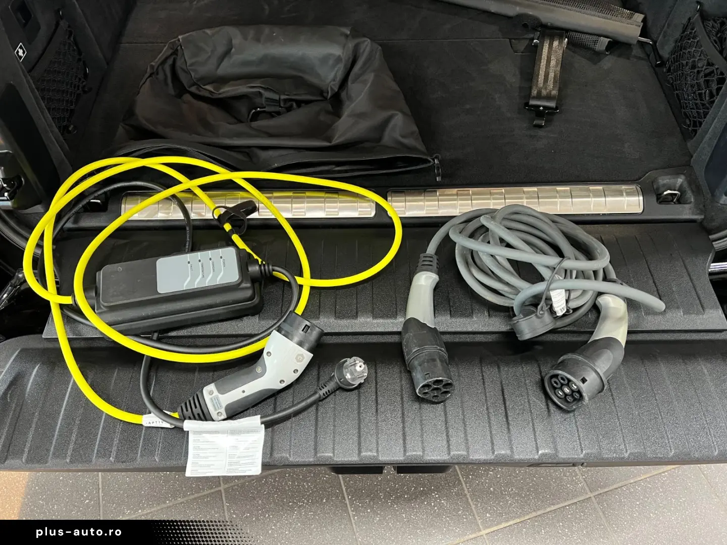 BMW X5 xD 45 e Innovation Sky Lounge TV Winter AHK