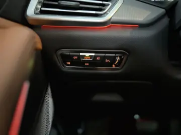 BMW X5 xD 45 e Innovation Sky Lounge TV Winter AHK