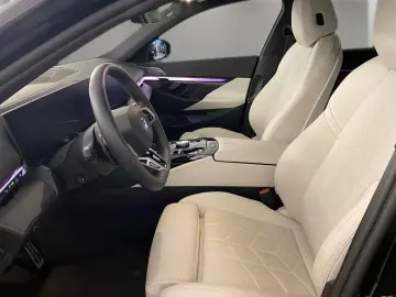 BMW 550 e xDrive M Sport AHK Driv.Assist.