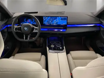 BMW 550 e xDrive M Sport AHK Driv.Assist.