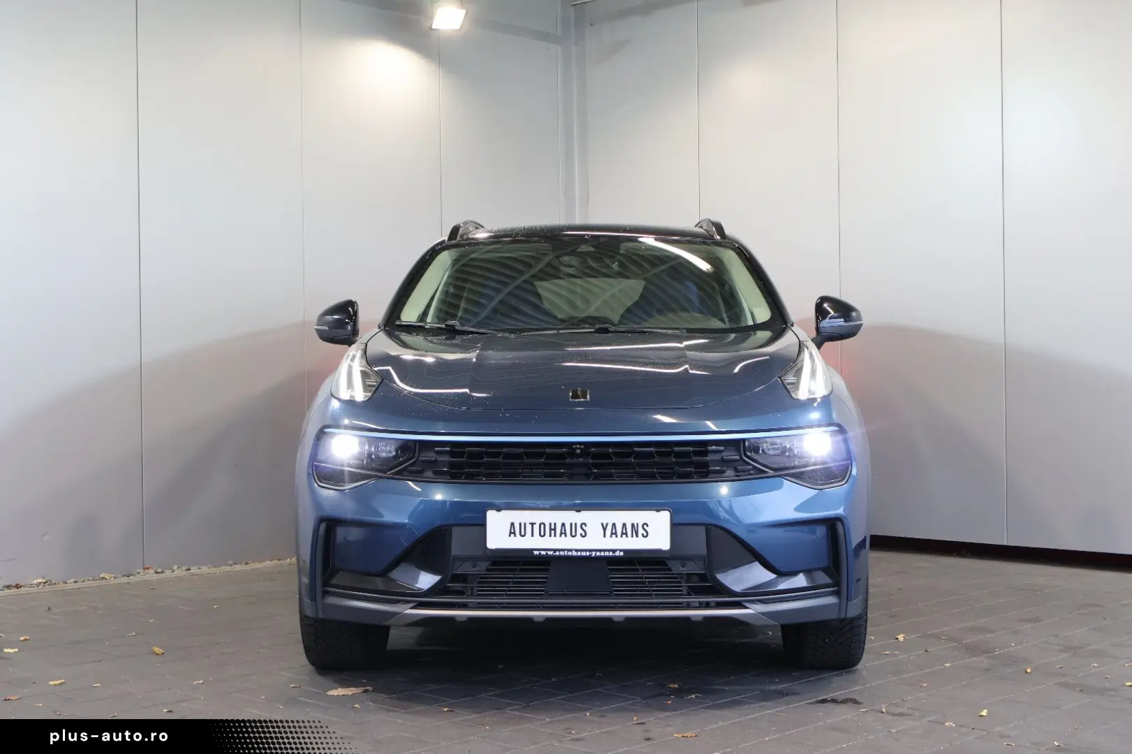 LYNC AND CO 01 1.5 T HEV ACC 360  LED INFINITY CARPLAY PANO