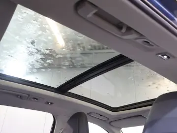 LYNC AND CO 01 1.5 T HEV ACC 360  LED INFINITY CARPLAY PANO