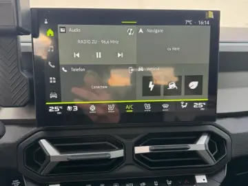 DACIA DUSTER 1.8 HEV 155 Journey